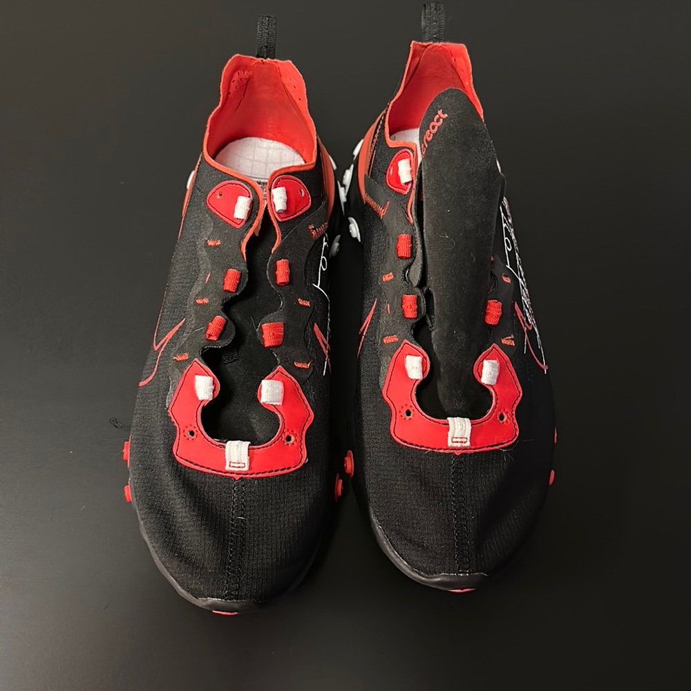 Nike React Bred